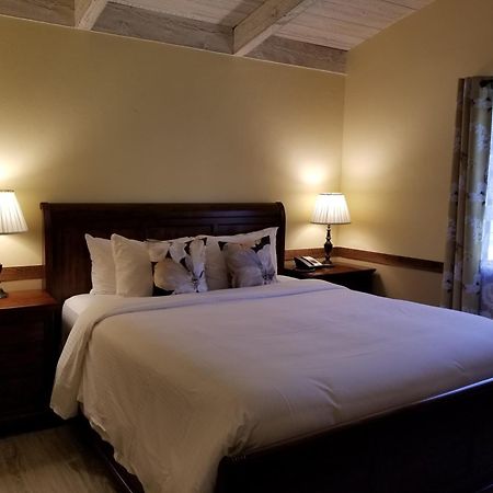 คาร์เมล แวลเลย์ ลอดจ์ Hotel คาร์เมลวัลเลย์ ภายนอก รูปภาพ